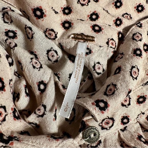 Free People ‘Changing Times’ Border Print Tunic Top in “Tea Combo” Size Large - Picture 6 of 16